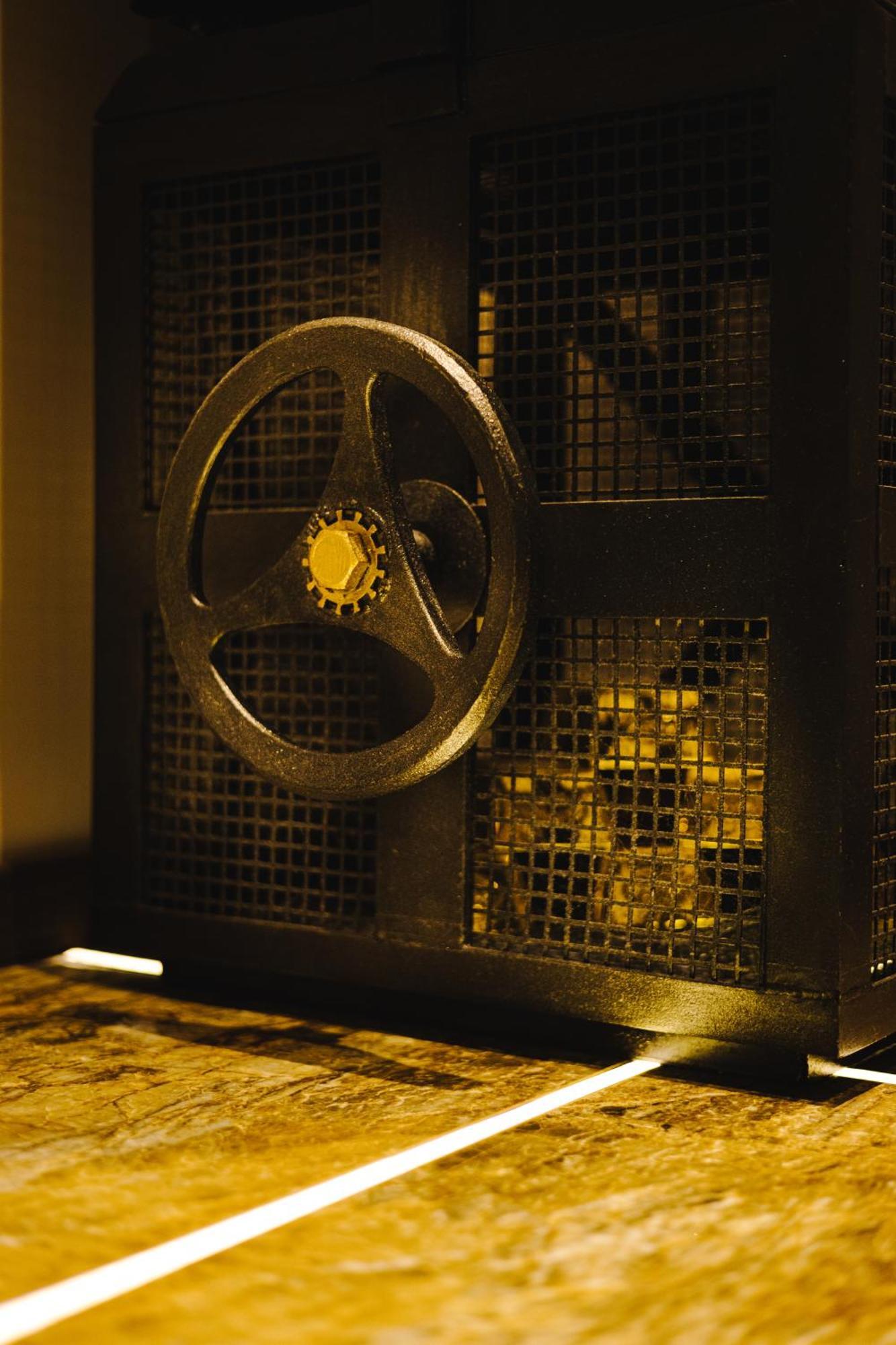 Ferienwohnung Hidden Bank: Golden Plowdiw Exterior foto